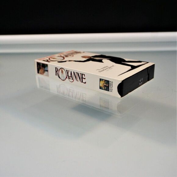 Roxanne VHS Tape 1987 Movie Steve Martin Daryl Hannah Comedy - Picture 4 of 4